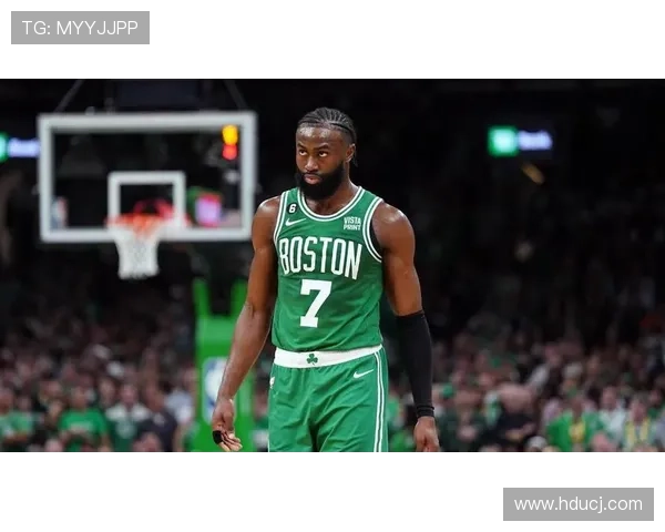 普理查德盛赞杰伦布朗具备顶级球员实力能轻松砍下40分或三双数据